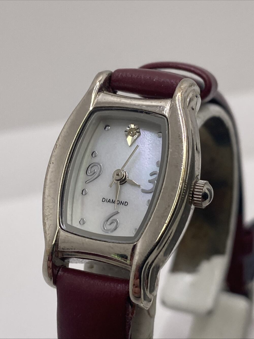 Vintage Avon Womens Watch Works New Battery
